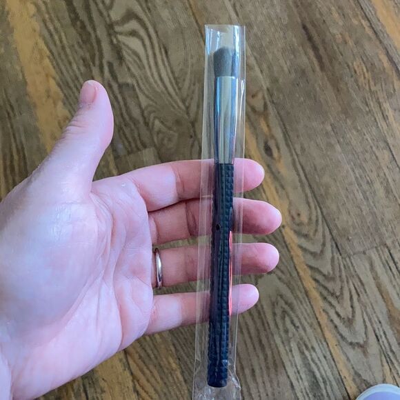 Laruce Beauty Kabuki Brush LR222 - Picture 4 of 6